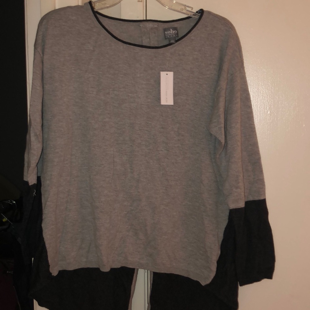 Black and gray sweatshirt